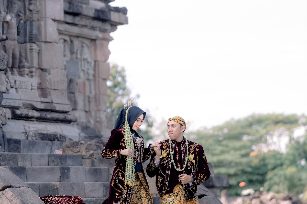 Hanif & Wulan