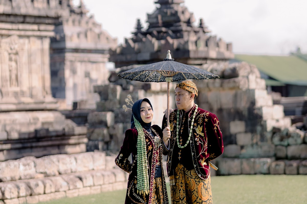 Hanif & Wulan